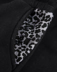 Jogginghose mit schwarzem Leopardenmuster