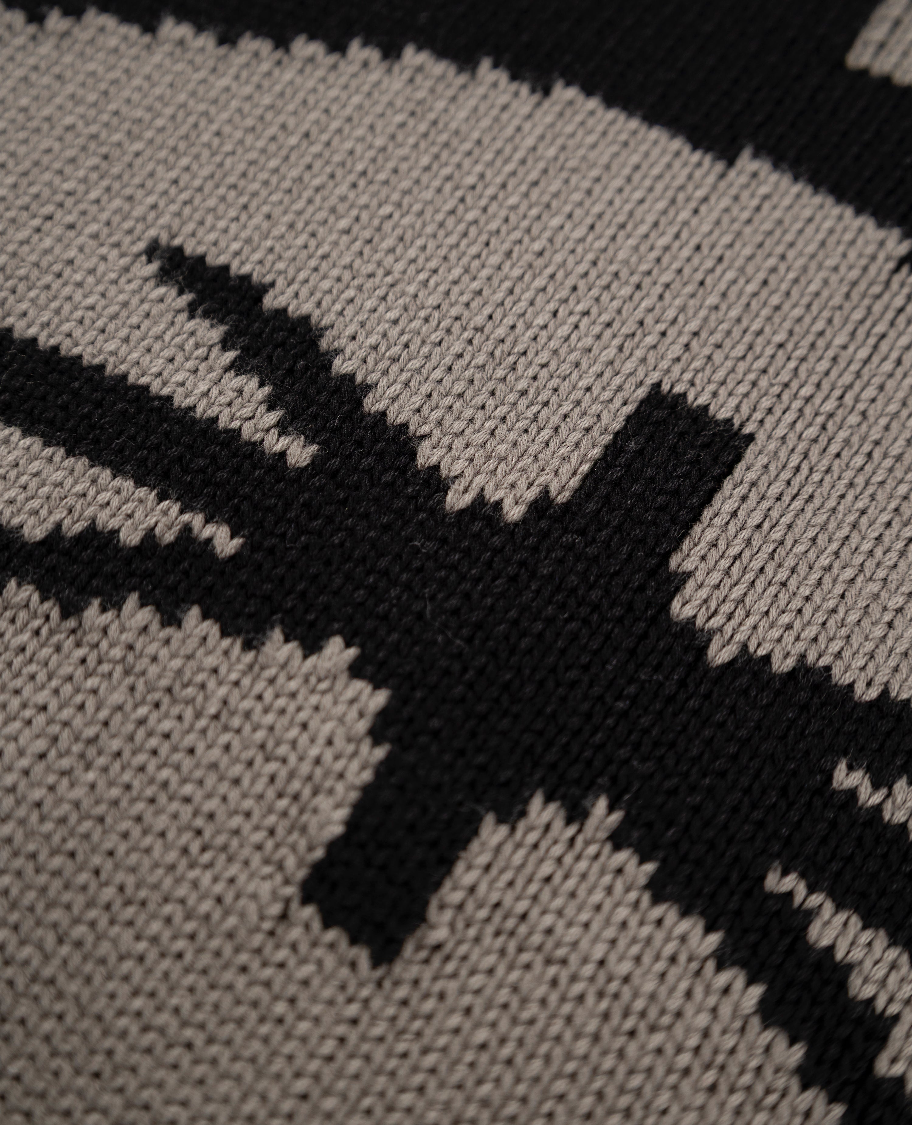 STRICKJACKE