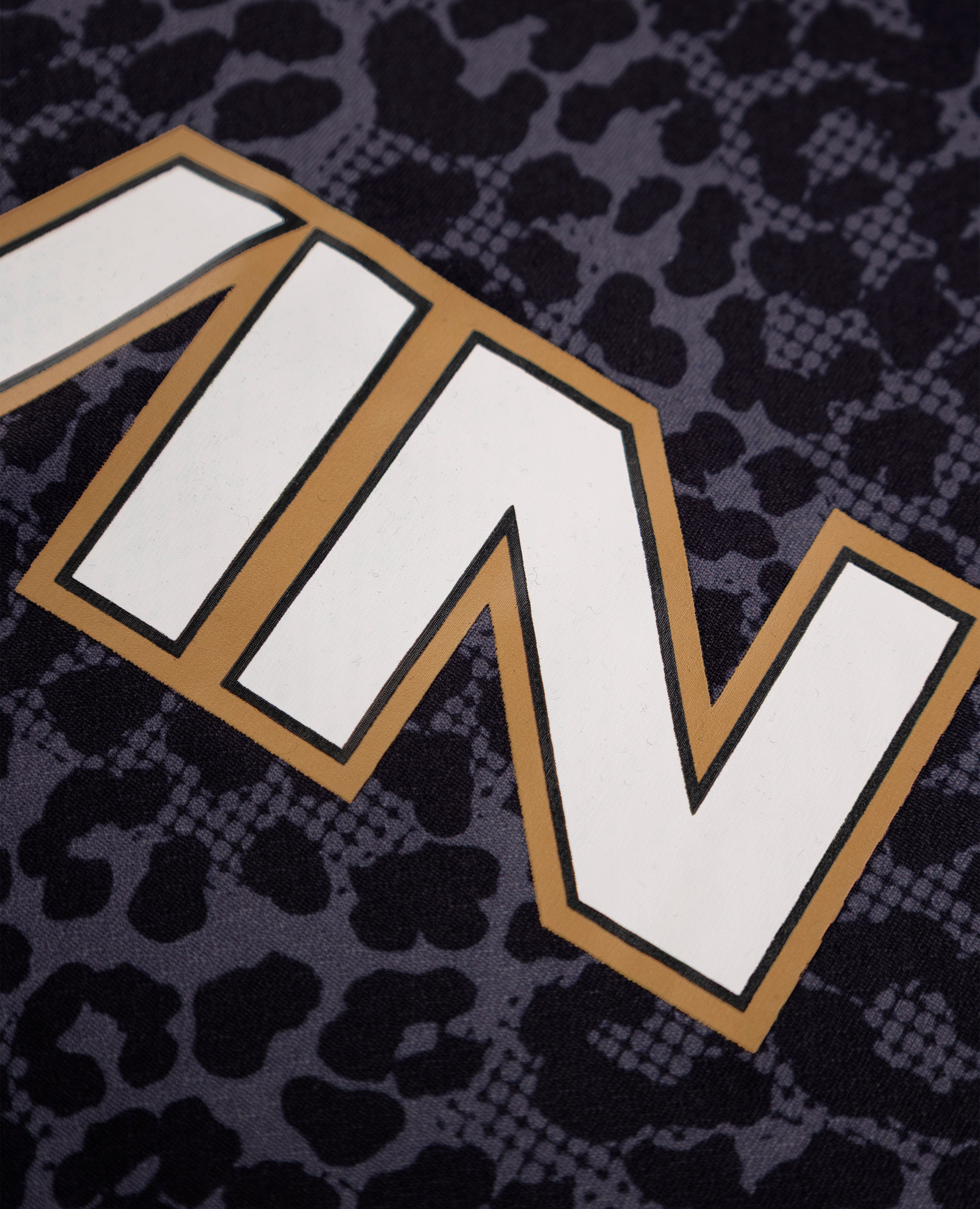 Langarmtrikot mit schwarzen Tiermotiven