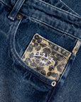 Jeansshorts mit Leopardenmuster und Taschen
