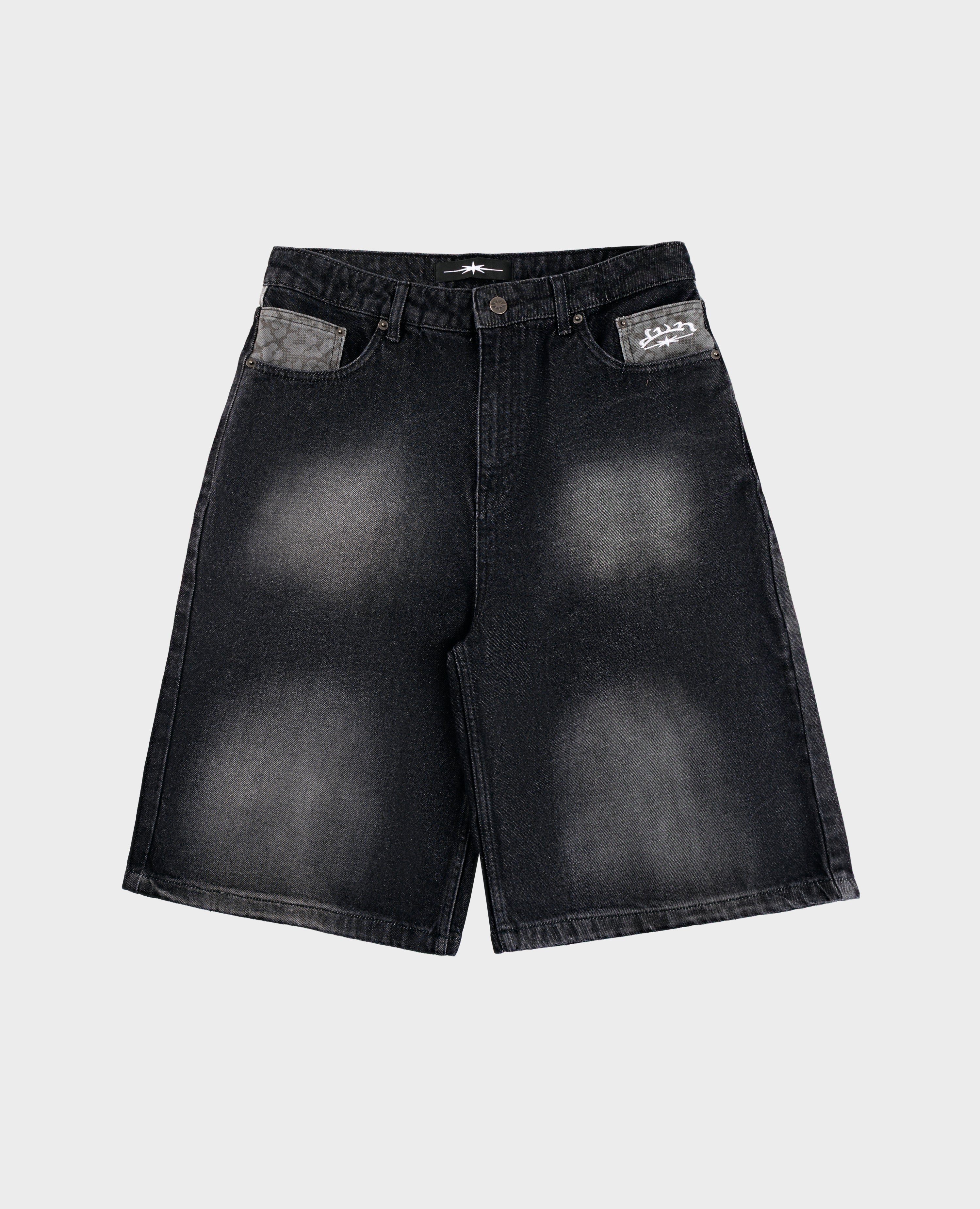 Schwarze Jeans-Shorts mit Leopardenmuster und Taschen