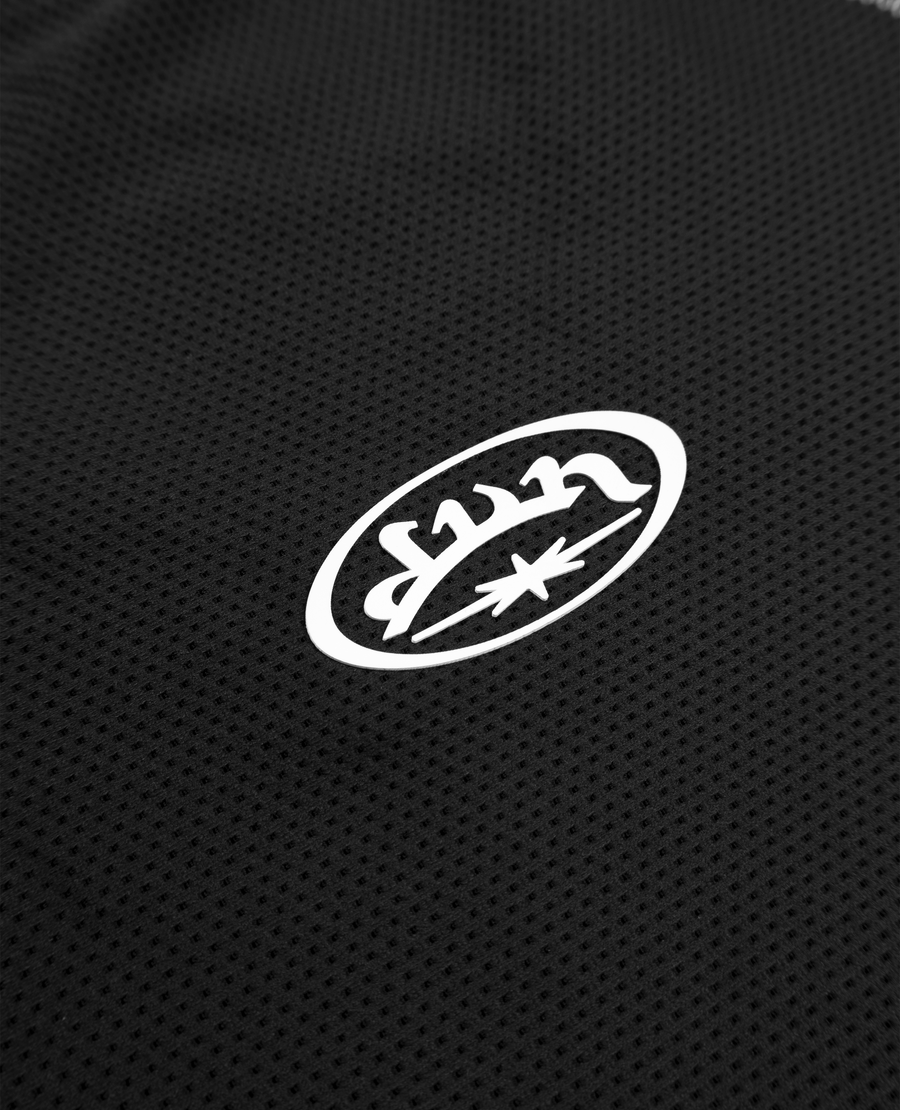 BLACK TECH LINES T-SHIRT