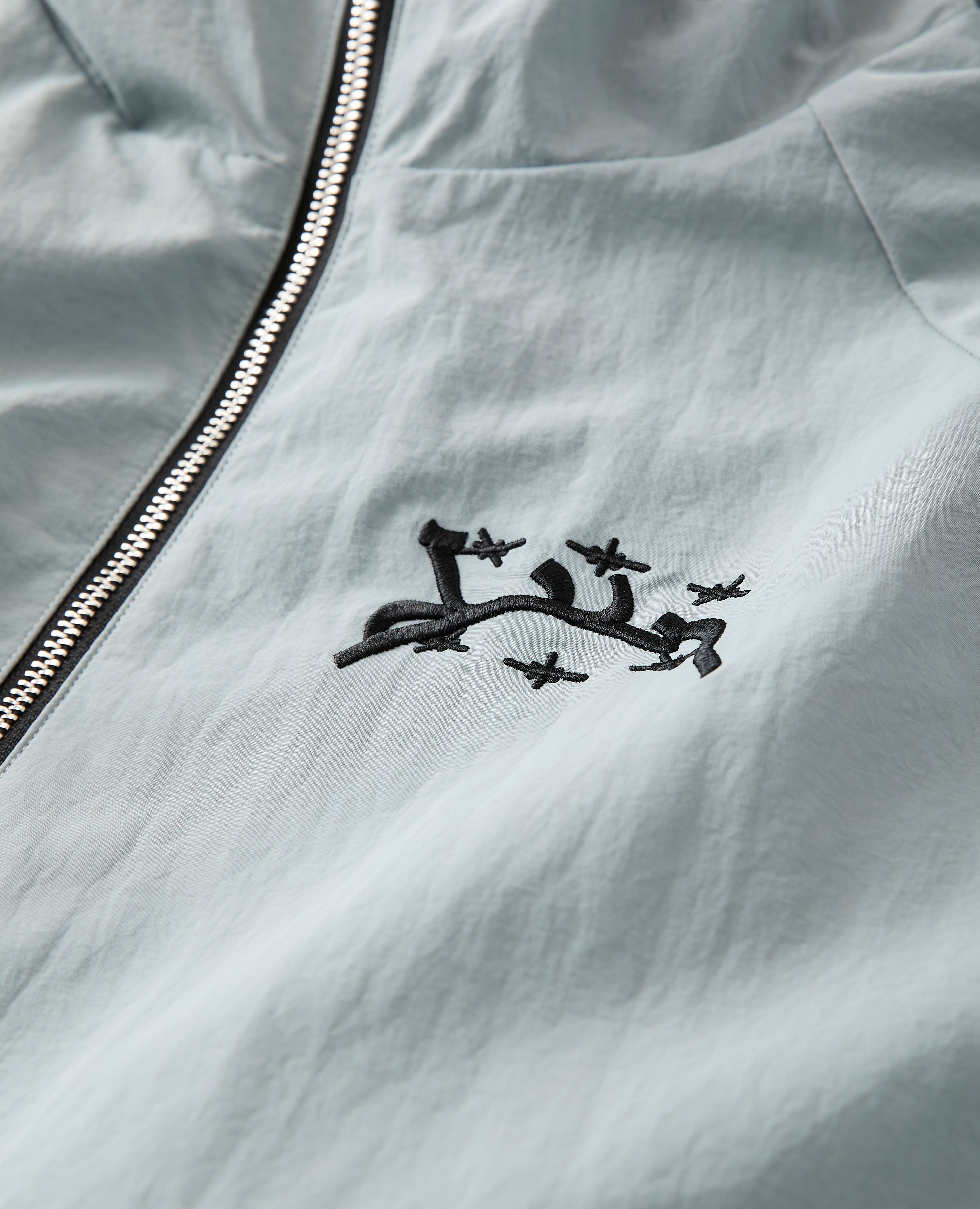 BLAUE WINDBREAKERJACKE