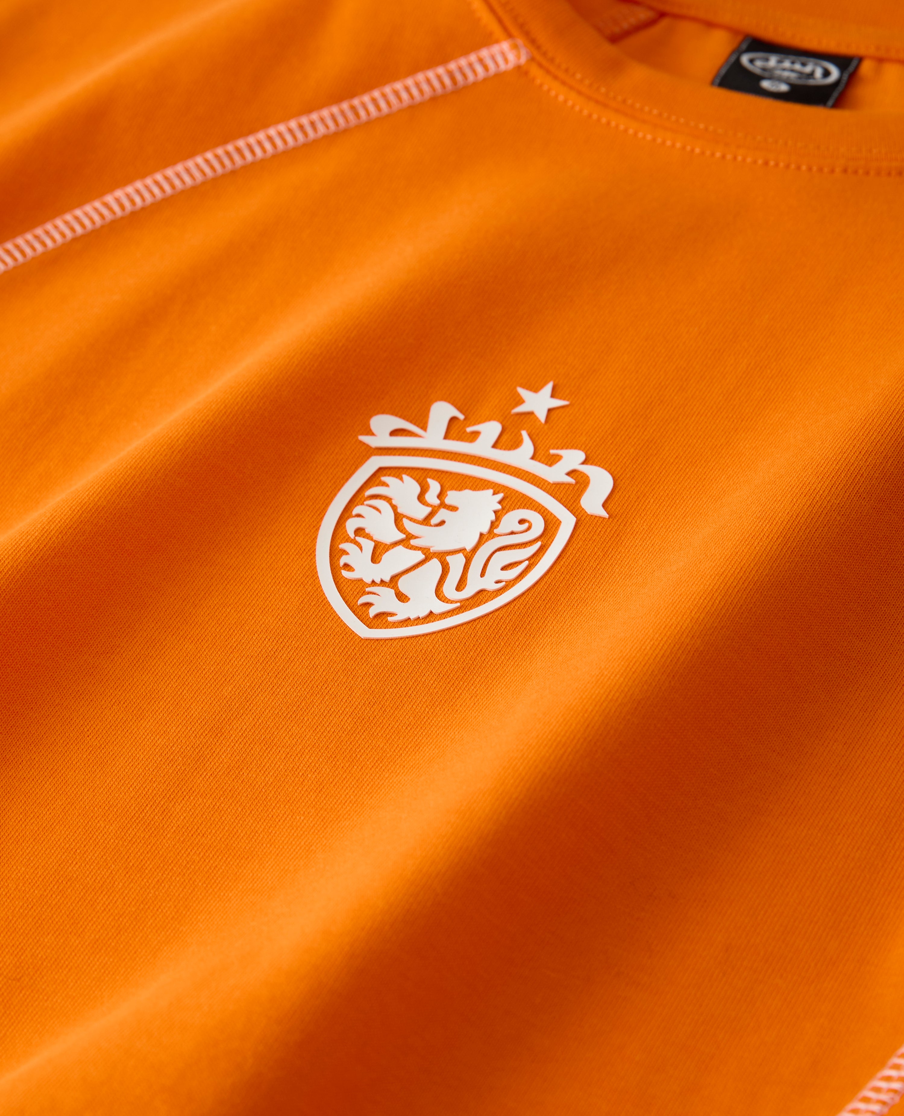 ORANGE WAPPEN-TECH-T-SHIRT