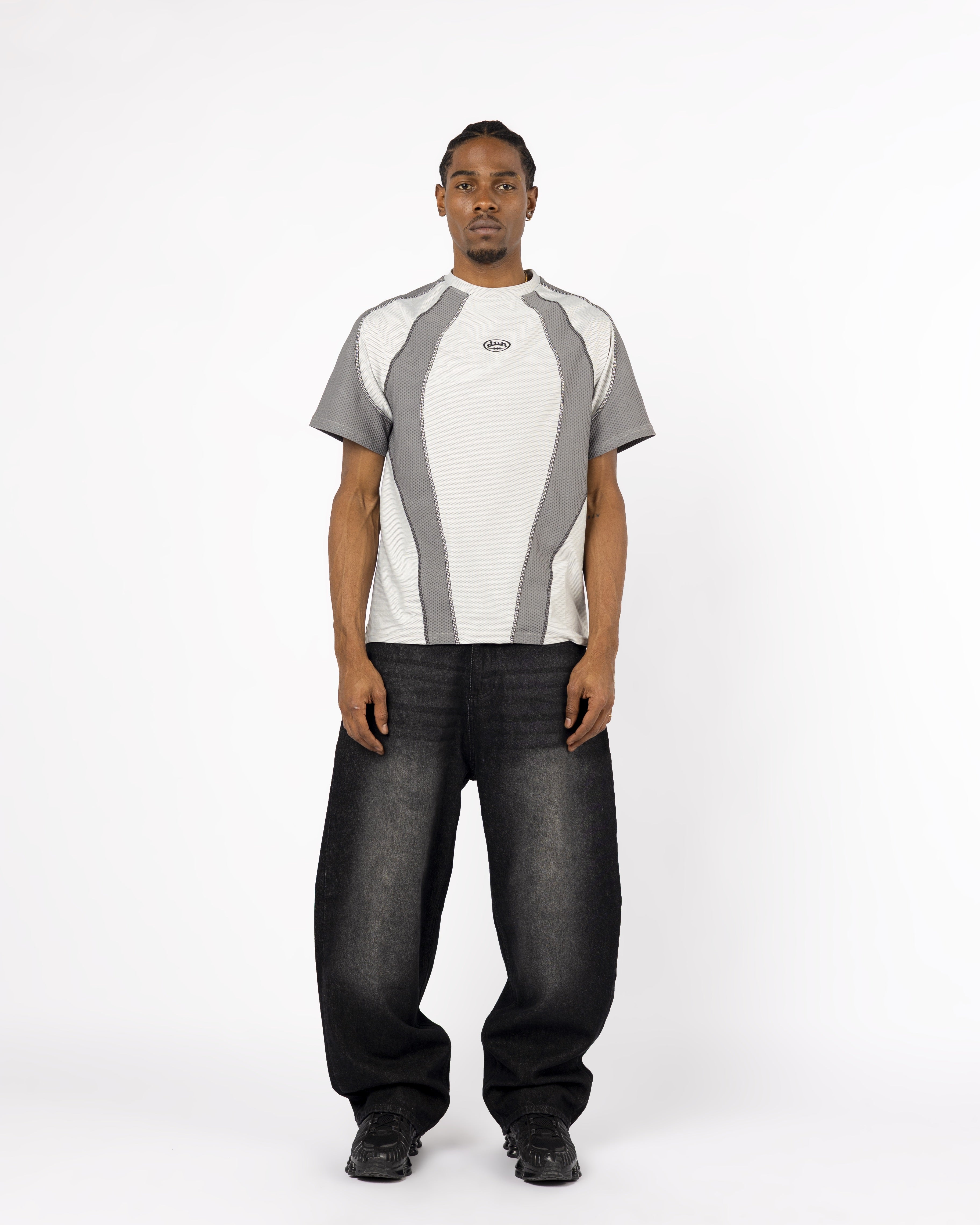 GRAUES TECH LINES T-SHIRT