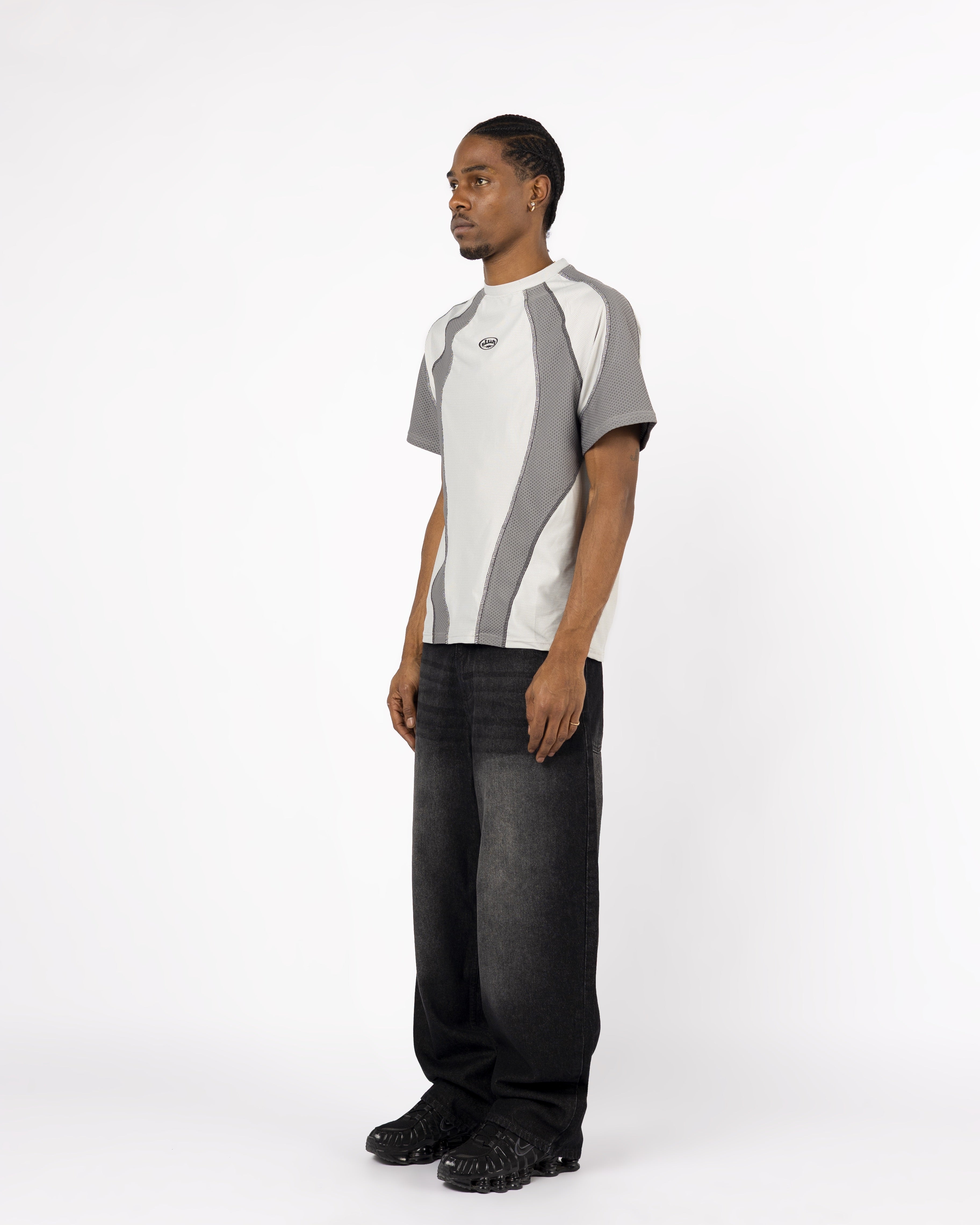 GRAUES TECH LINES T-SHIRT