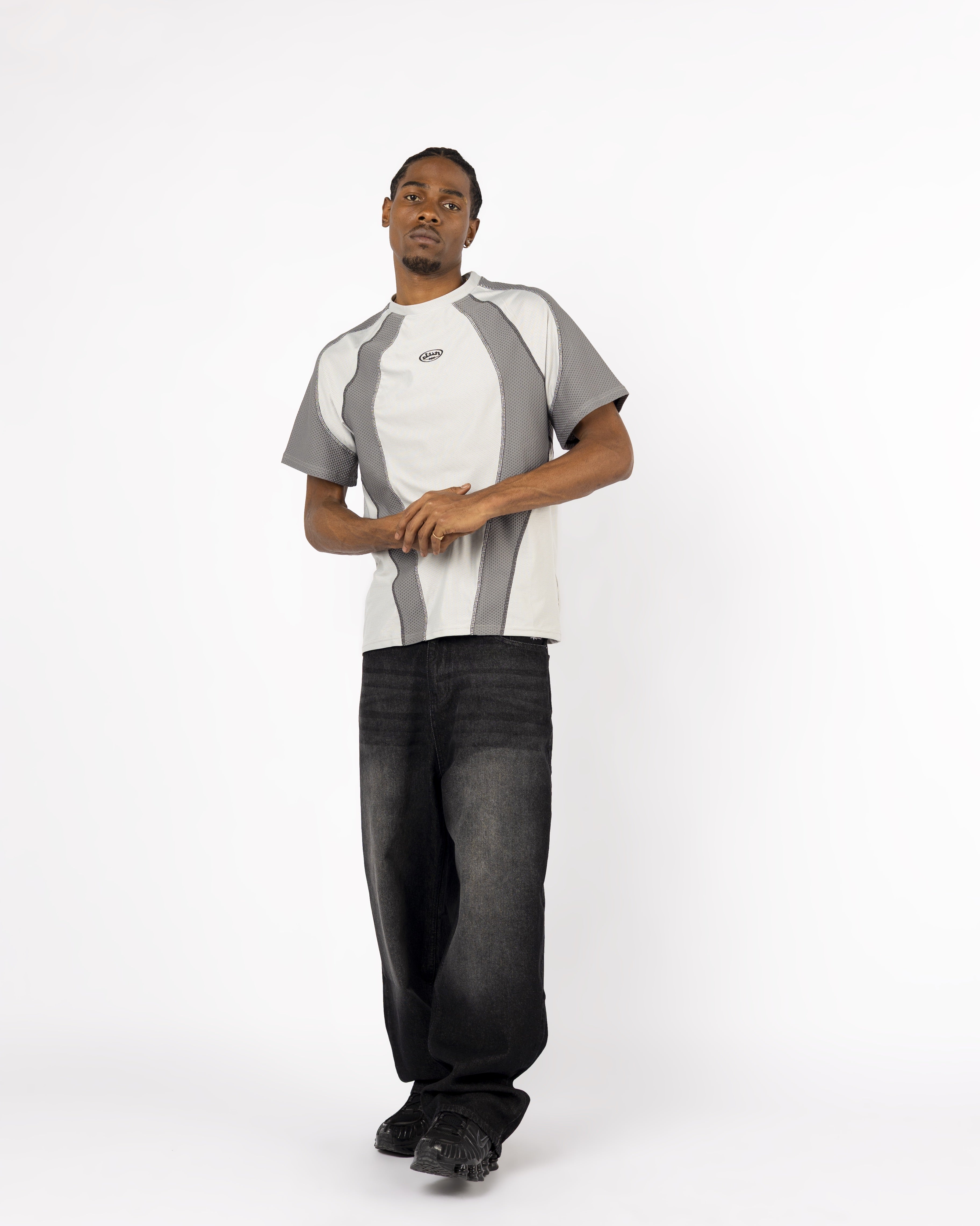 GRAUES TECH LINES T-SHIRT