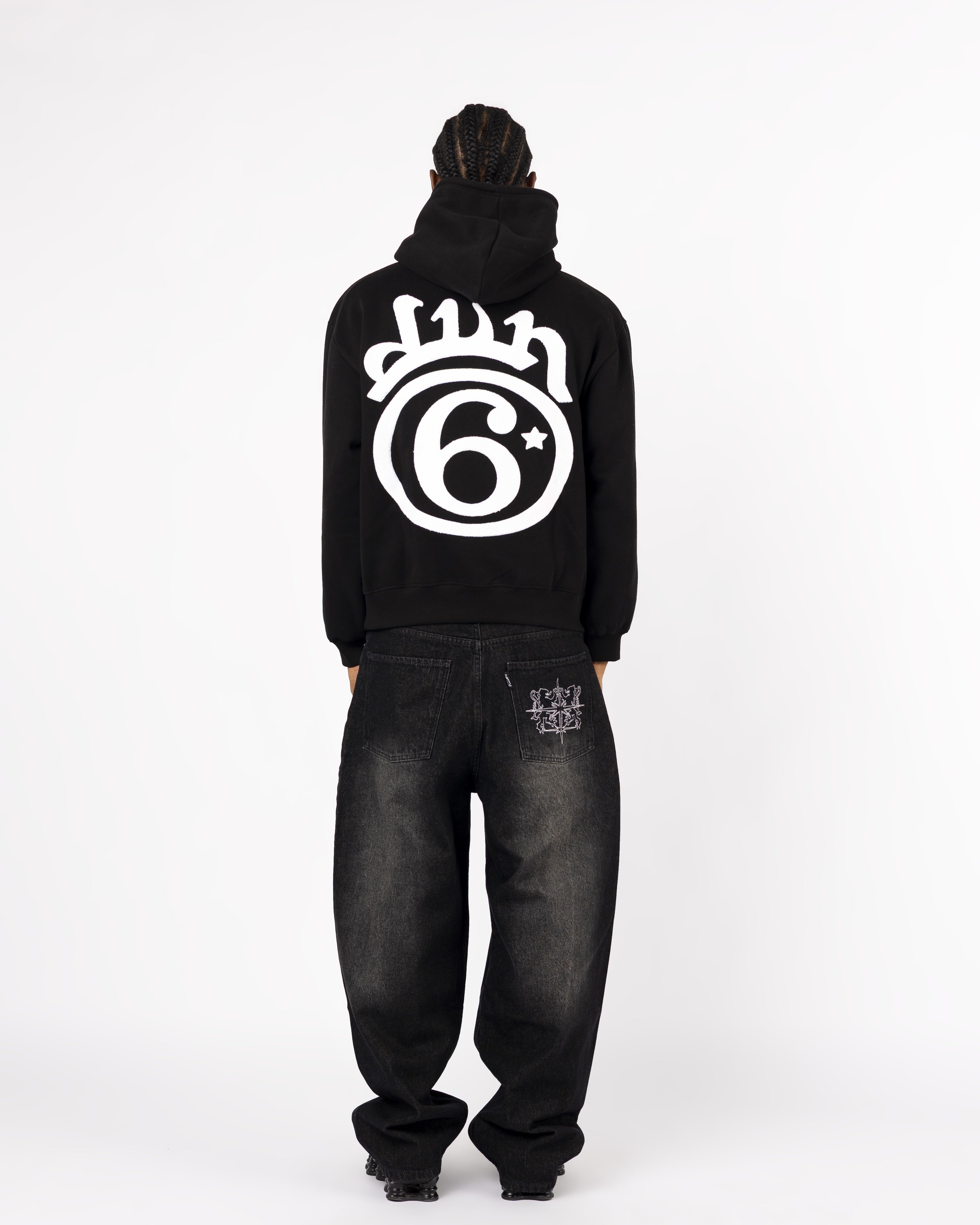 Dunkler 6-Sterne-Hoodie