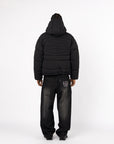 SCHWARZE DAUNENJACKE