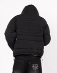 SCHWARZE DAUNENJACKE