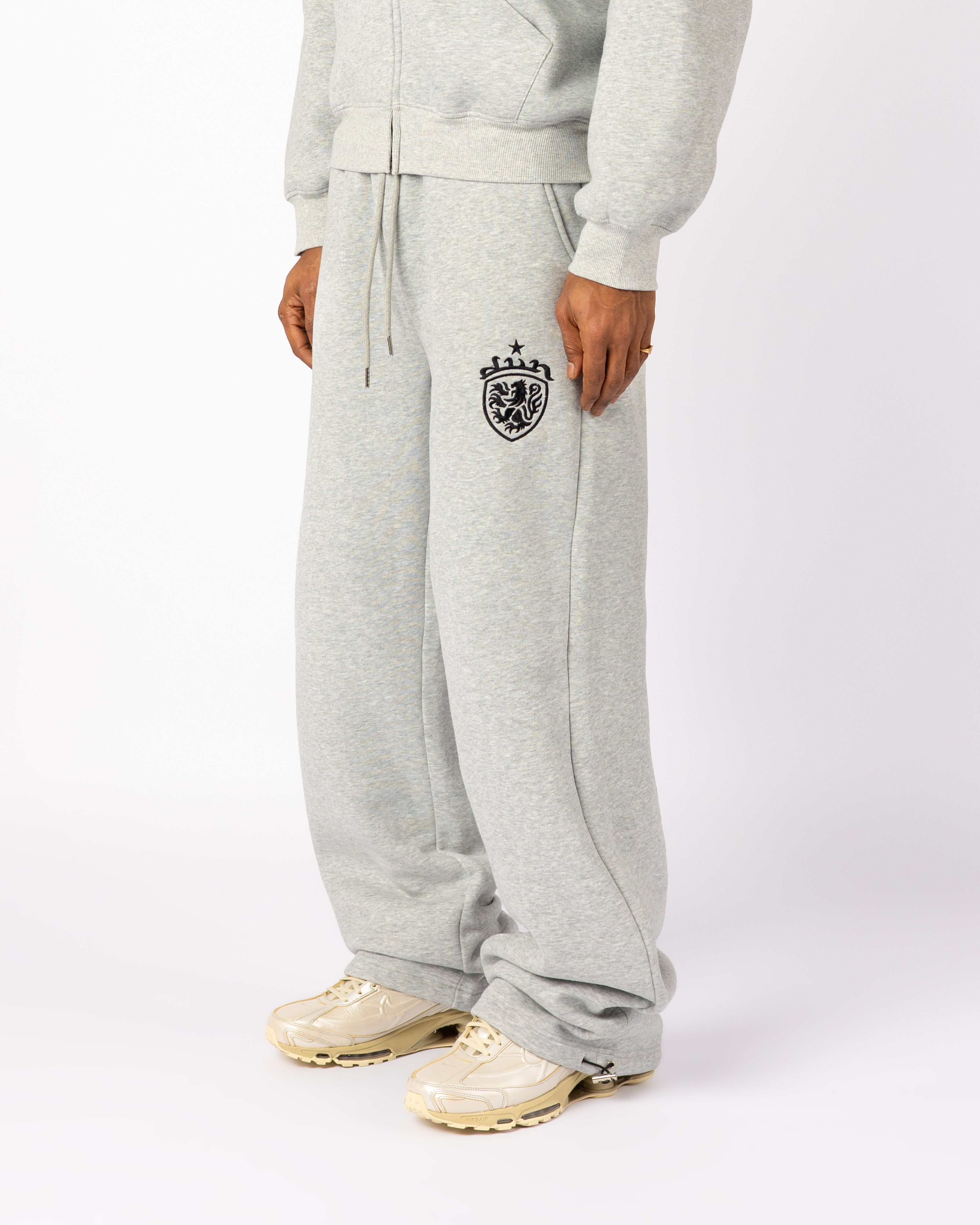 GRAUEN COA JOGGINGSCHUHE MIT STICKEREI
