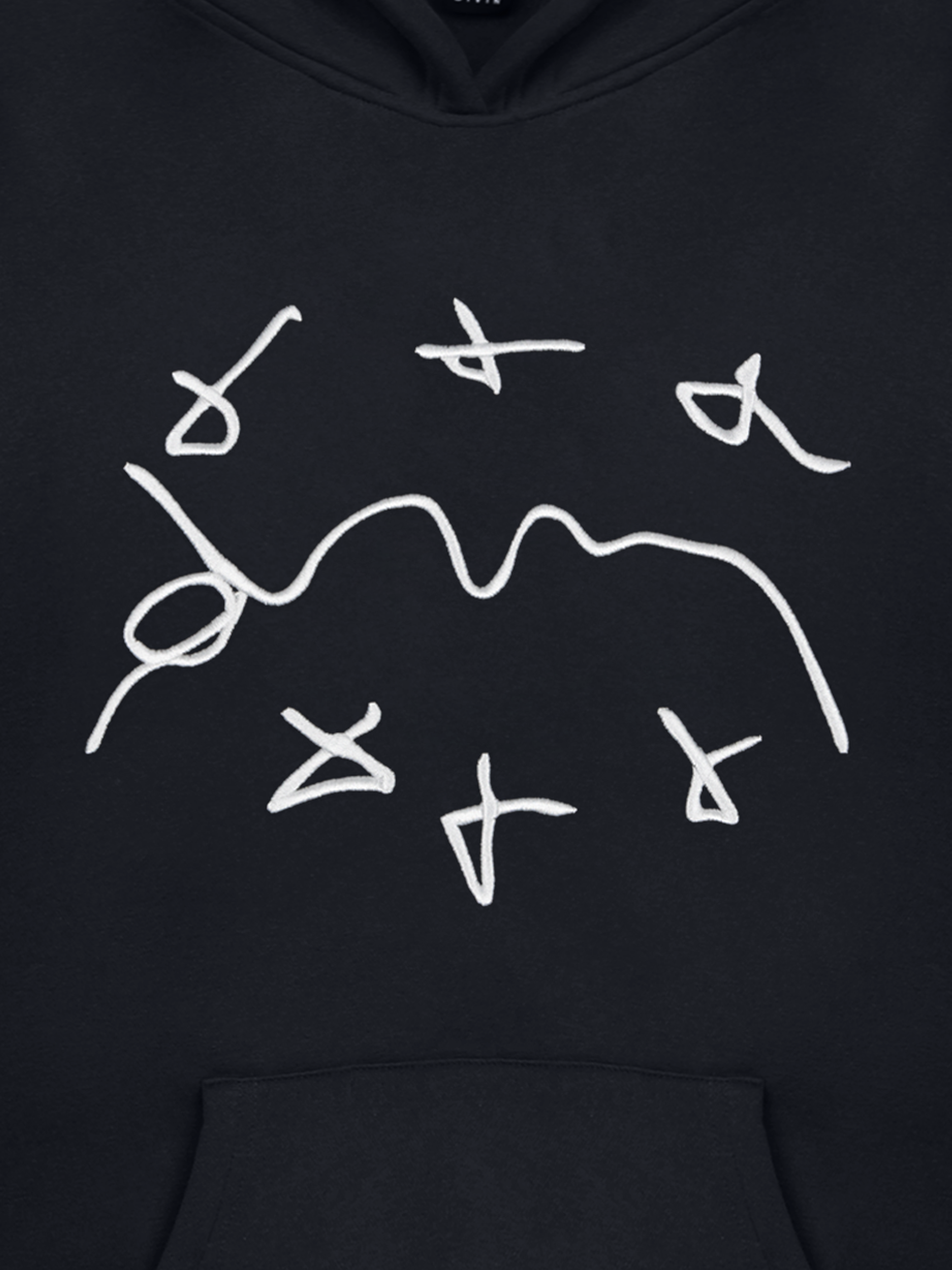 SCHWARZE MARKER-HOODIES
