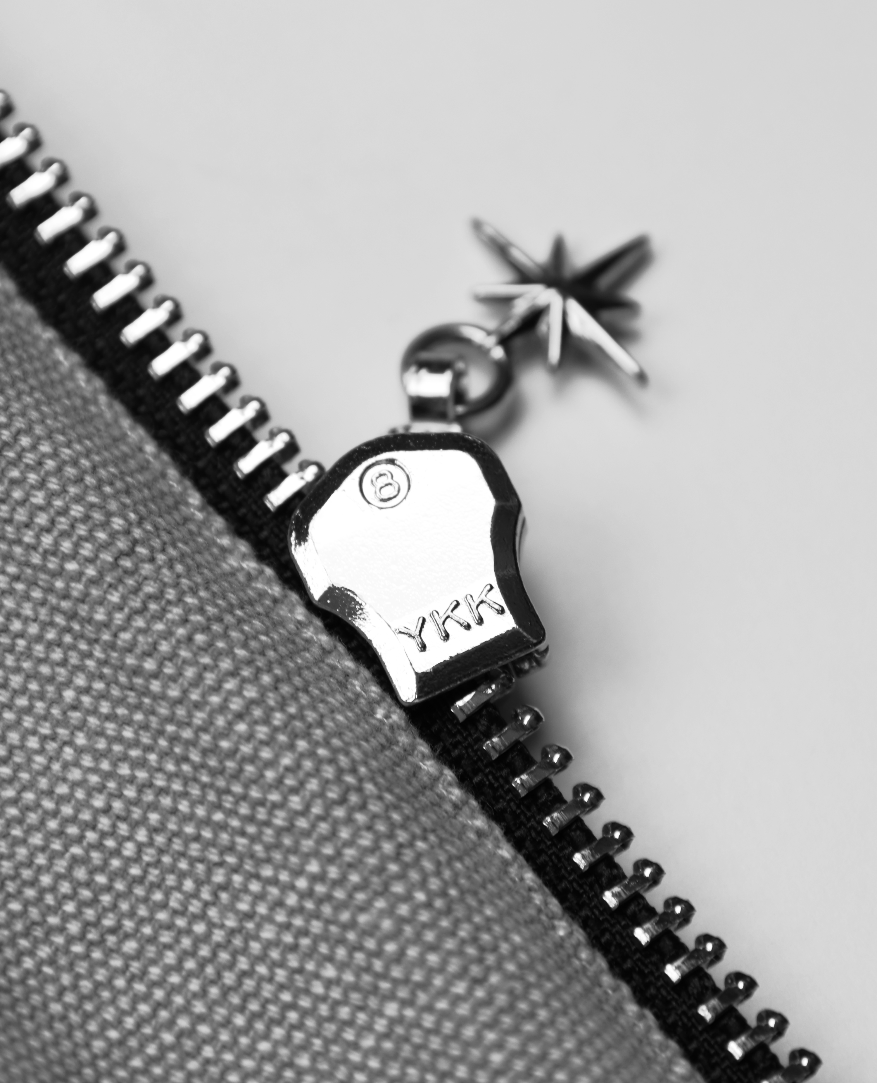 SCHWARZE ARBEITSJACKE AUS CANVAS