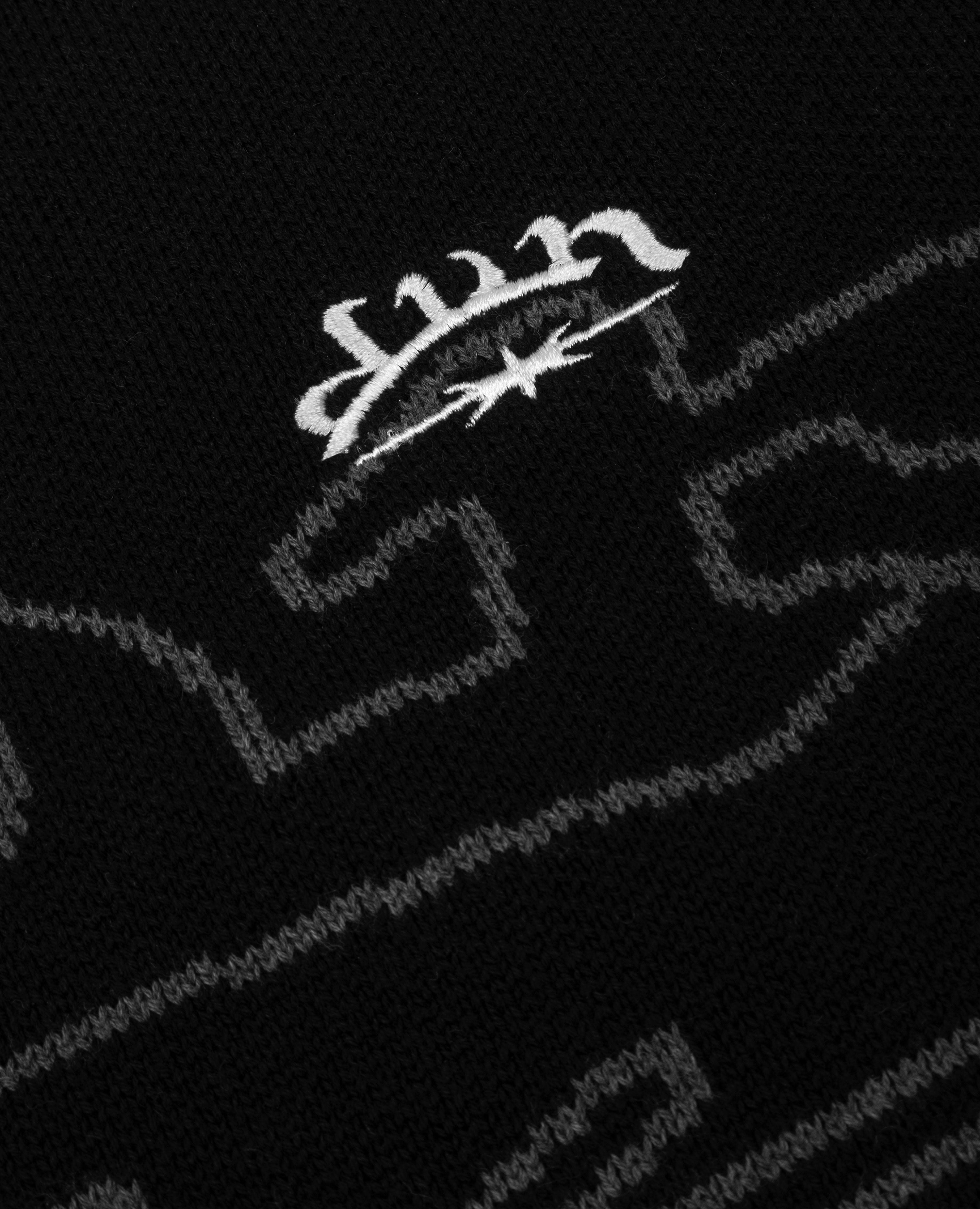 SCHWARZE STRICKWAREN